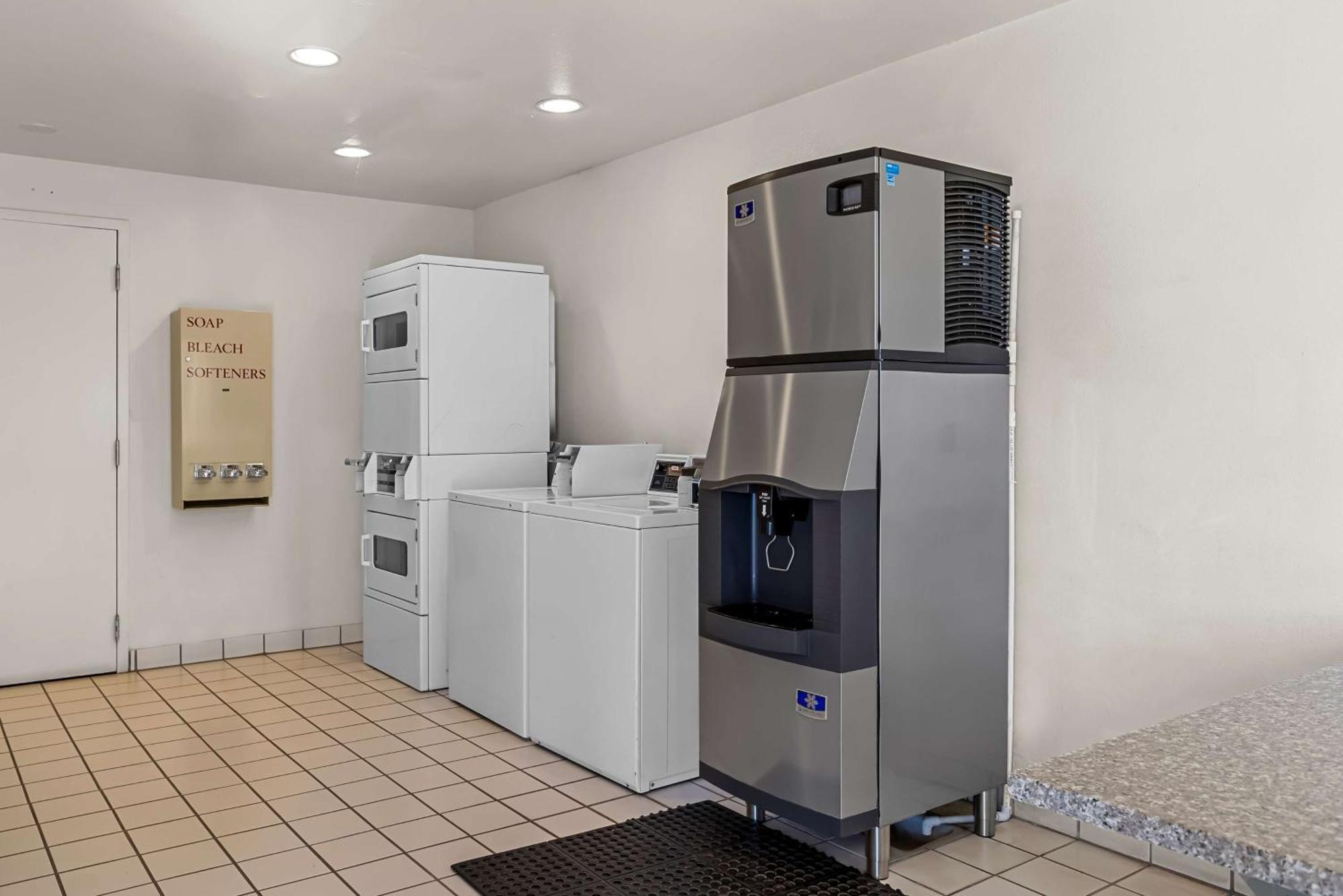 Best Western Socorro Hotel & Suites Exteriör bild