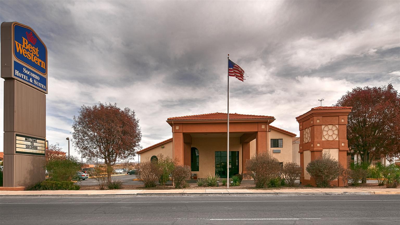 Best Western Socorro Hotel & Suites Exteriör bild